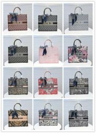 Picture of Dior Lady Handbags _SKUfw141263548fw